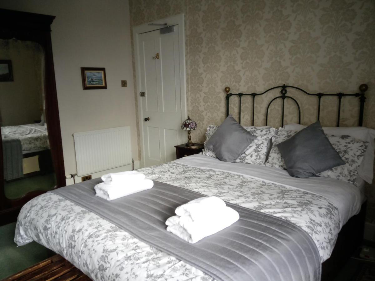 Dunallan Guest House Grantown-on-Spey Exterior photo